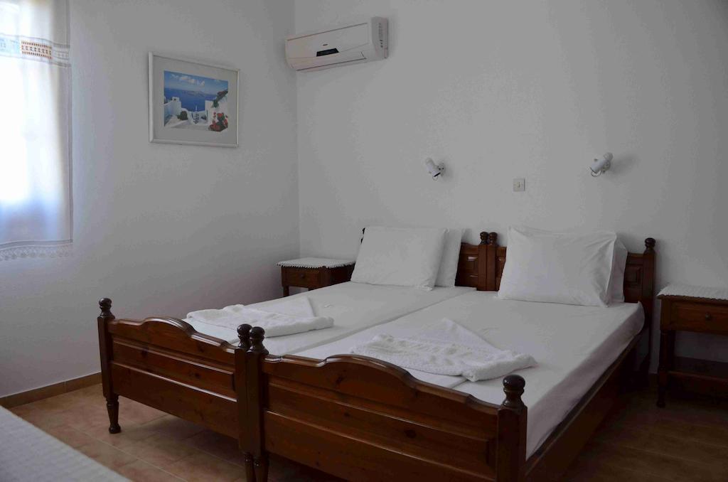 Casper'S Studios Piso Livadi Rom bilde